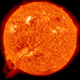 Illustration for article titled Gigantic loop of solar plasma is half a million miles long